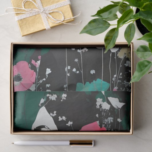 Frau mit Blume im Haardekoutsystem Seidenpapier (Geschenk)