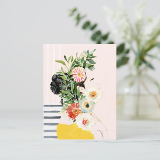 Frau mit Blume Postkarte (Stehend Vorderseite)