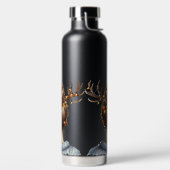 FRAU MIT BUNTEN WEIHNACHTSLICHTERN IM HAAR TRINKFLASCHE (links)