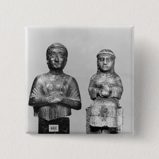 Frau mit dem Schal Button (Vorderseite)