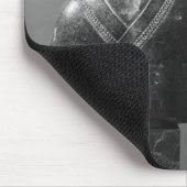 Frau mit dem Schal Mousepad (Ecke)