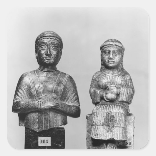 Frau mit dem Schal Quadratischer Aufkleber (Vorderseite)