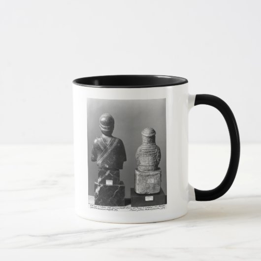 Frau mit dem Schal Tasse (Rechts)