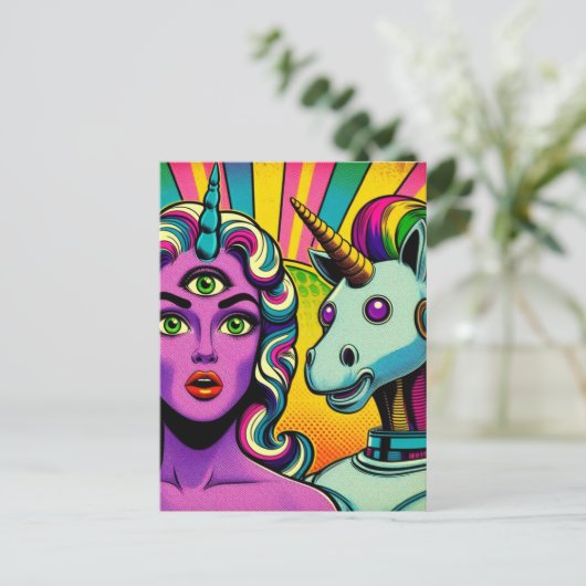 Frau mit einem dritten Auge und einem Roboter-Einh Postkarte (Stehend Vorderseite)