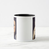 Frau mit einer Maske Tasse (Zentrum)