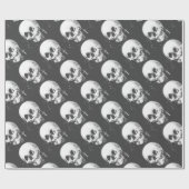 Frau mit Halloween-Reflektion im Spiegel Geschenkpapier (Flach)