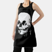 Frau mit Halloween-Totenkopfspiegelung im Spiegel Schürze (InSitu)