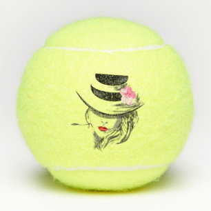 Frau mit Hat Tennis Balls Tennisbälle