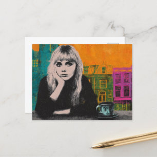 Frau mit kaffeefarbigen gemischten Medien Postkarte