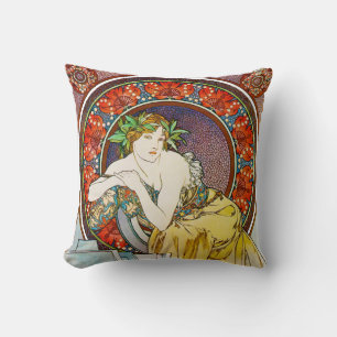 Frau mit Mohn, Mucha Kissen