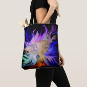 Frau mit Pferd Tasche (Von Nahem)