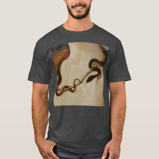 Frau mit Schlange Necklace 2 T-Shirt
