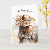 Frau mit Strandhut, die an Sie denkt Karte (Gelbe Blume)