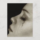 Frau mit Tränen Postkarte (Vorderseite)