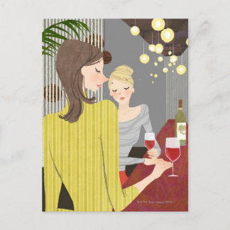 Frau mit Wein Postkarte