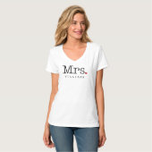 Frau Monogramm Herz Nachname Hochzeit T-Shirt (Vorderseite Vollansicht)