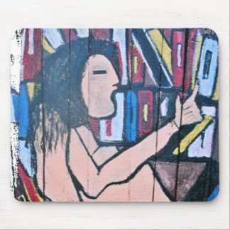 FRAU OROZCO IN DER STUDIE MOUSEPAD