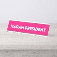 Frau Präsidentin! Moderne, mutige Typografie in he