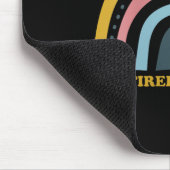 Frau Retro-Regenbogen-Nachwuchslehrerin mit Herzen Mousepad (Ecke)