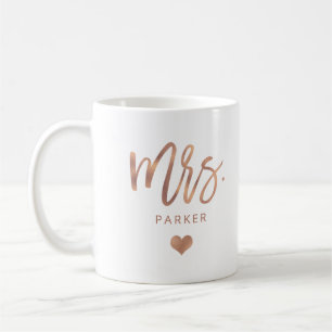 Frau Rosen-Goldskript mit Herzen Kaffeetasse