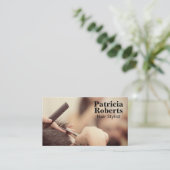 Frau schneidet Haare | Hair Stylist Terminkarte (Stehend Vorderseite)