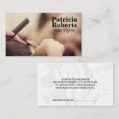 Frau schneidet Haare | Hair Stylist Terminkarte (Vorne/Hinten)