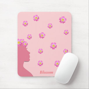 Frau Silhouette, Blumen und Text auf Rosa Mousepad