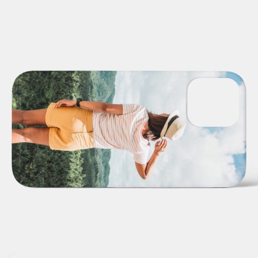 Frau stehend in Baumnähe Case-Mate iPhone Hülle (Rückseite (Horizontal))