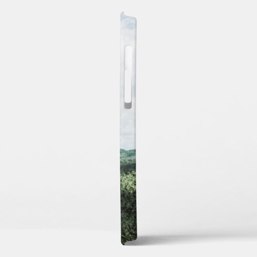 Frau stehend in Baumnähe Case-Mate iPhone Hülle (Rückseite / Links)