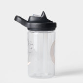Frau Trinkflasche (rechts)