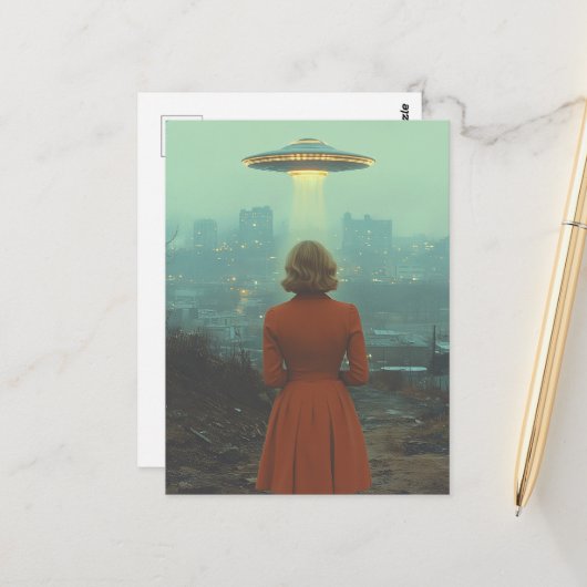 Frau und ein UFO Postkarte (Vorderseite/Rückseite Beispiel)