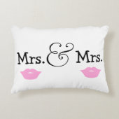 Frau und Frau Two Brides Lips Wedding Geschenk Dekokissen (Vorderseite)