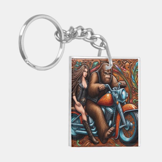 Frau und Sasquatch auf Motorrad Schlüsselanhänger (Vorderseite links)