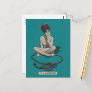 Frau und Telefon Retro es ist kompliziert Collage Postkarte