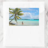 Frau unter einem Rechteck aus Palmen Rechteckiger Aufkleber (Tasche)