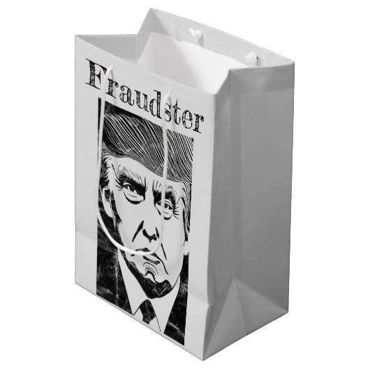 Fraudster Gift Bag Mittlere Geschenktüte (Vorderseite Schrägansicht)