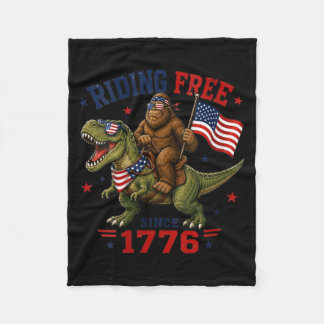 Frauen 4. Juli Bigfoot Dinosaurier USA-Flagge Jung Fleecedecke