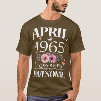 Frauen 57 Jahre alt Gebildet im April 1965 florale T-Shirt