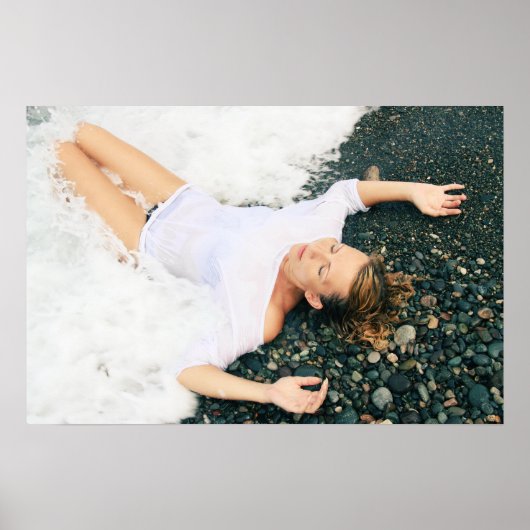 Frauen am Strand Poster (Vorne)
