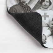 Frauen an Krieg, 1914-18 Mousepad (Ecke)