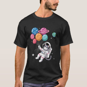 Frauen Astronaut Katze hält Planet Ballons Äußere T-Shirt
