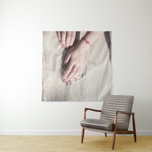 Frauen auf weißem Sand Wandteppich (Beispiel (Horizontal))