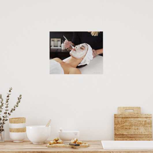 Frauen Behandlung mit Wellness-Center Poster (Küche)