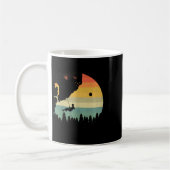 Frauen beim Klettersteigen Kaffeetasse (Links)