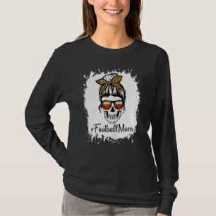 Frauen brachen das Leben der Mama mit Leopard und T-Shirt