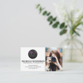 Frauen, die Foto in der Kamera aufnehmen Visitenkarte (Stehend Vorderseite)