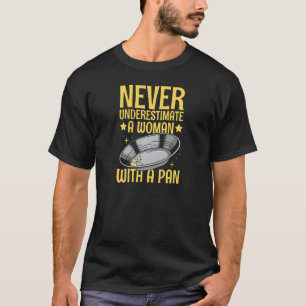 Frauen, die für ein Gold P-Zitat Gold Digitalisier T-Shirt