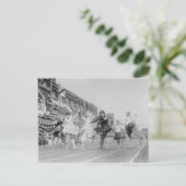 Frauen, die niedrige Hürden laufen Postkarte (Stehend Vorderseite)