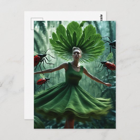 Frauen, die sich in einem Kleid aus Pflanze-Käfer  Postkarte (Vorne/Hinten)