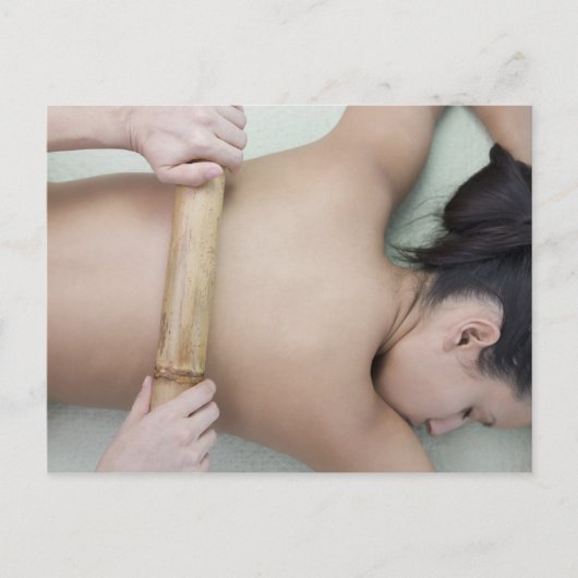 Frauen, die Wellness-Center erhalten Postkarte (Vorderseite)